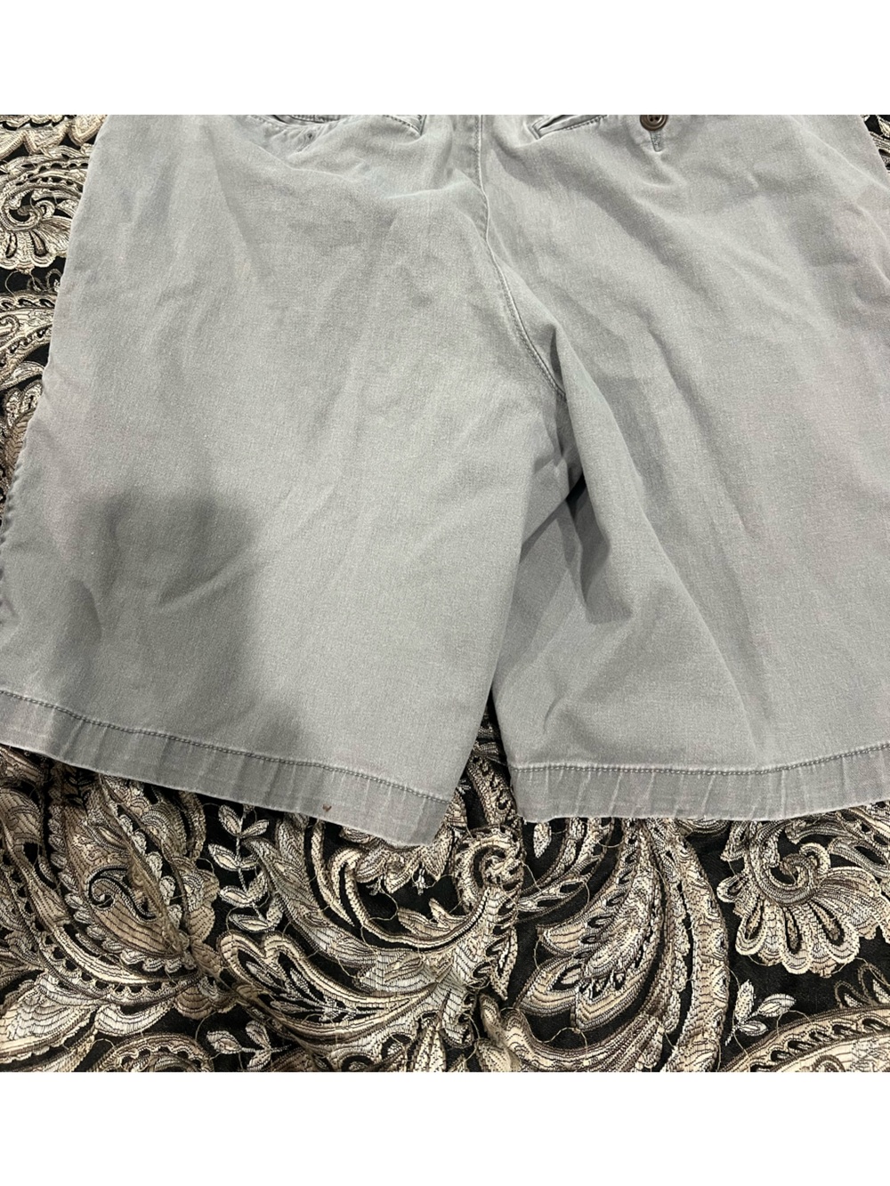 Sonoma Light Gray Men’s Flat Front Shorts - Picture 3 of 3